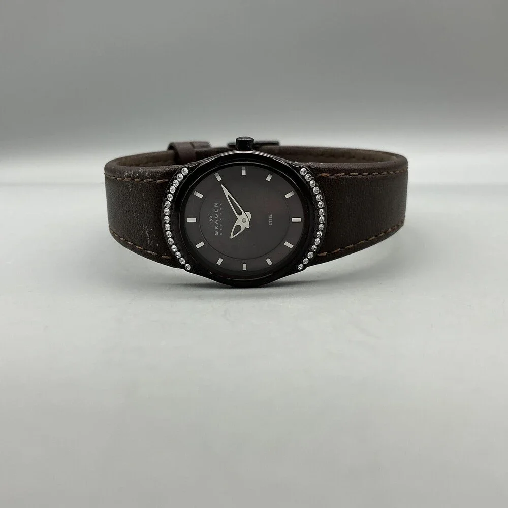 Skagen Womens Watch 23mm Brown Dial Crystal Brown Leather 833XSSLALH New Battery